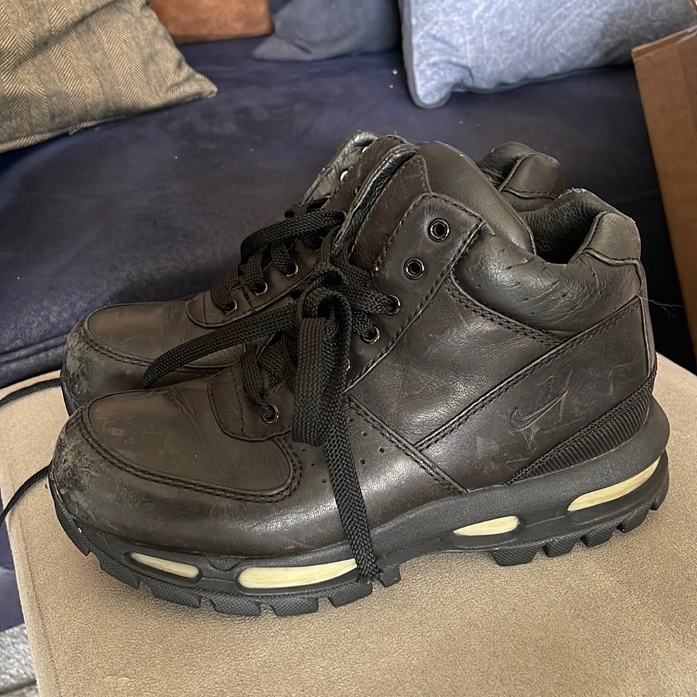 air max Nike boots youth US size 5 women 7 Goadome
